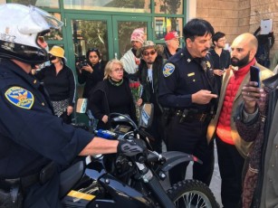 Hunger-Strike-to-fire-Chief-Suhr-SFPD-Mission-Station-cops-lecture-Edwin-Lindo-042616-by-Edwin-Lindo-web