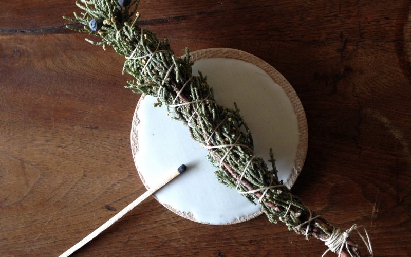 Smudging Purification Sahumerio Seining Smoke Medicine