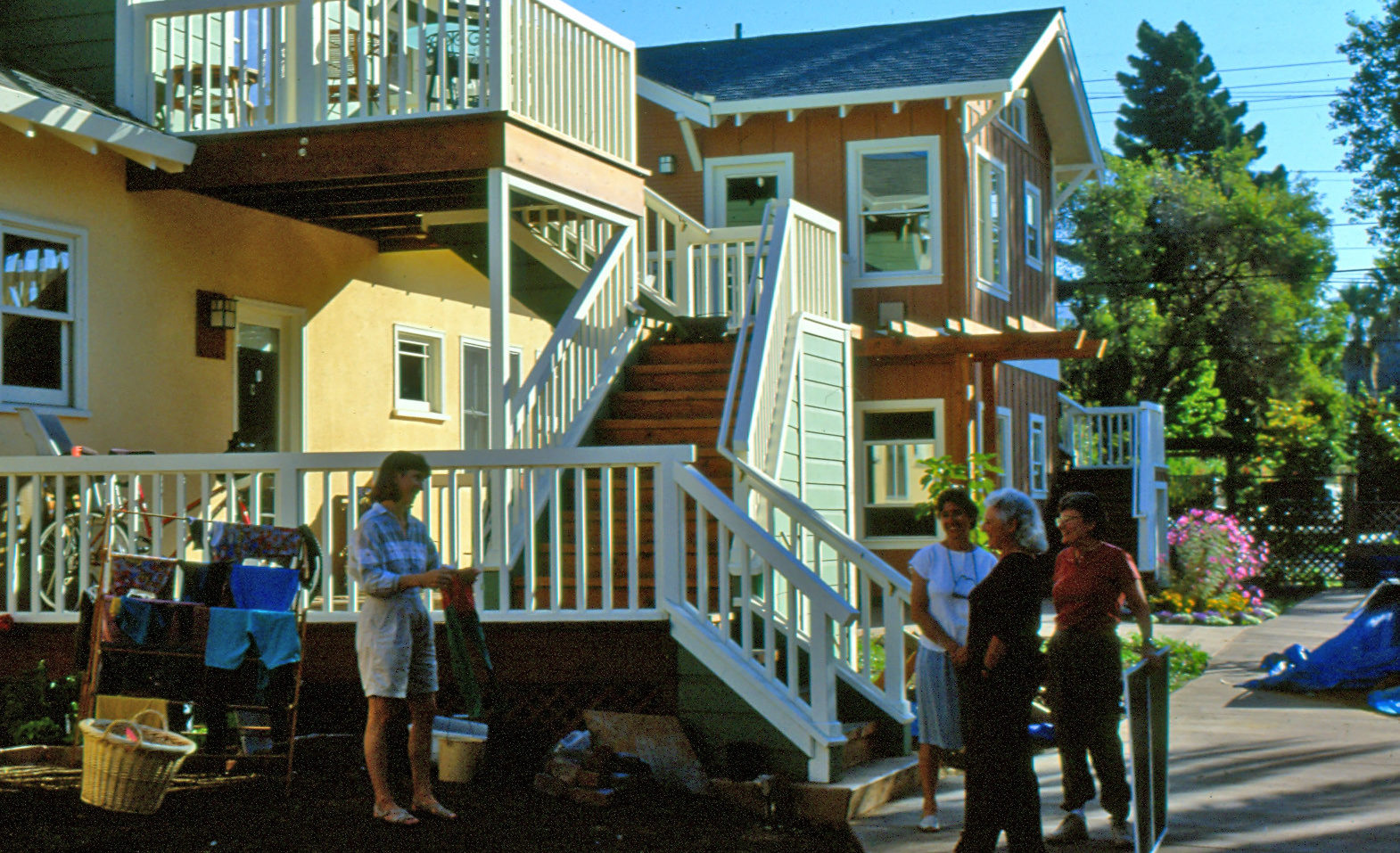 Getting Along on Purpose Berkeley CoHousing Neighbors Share their